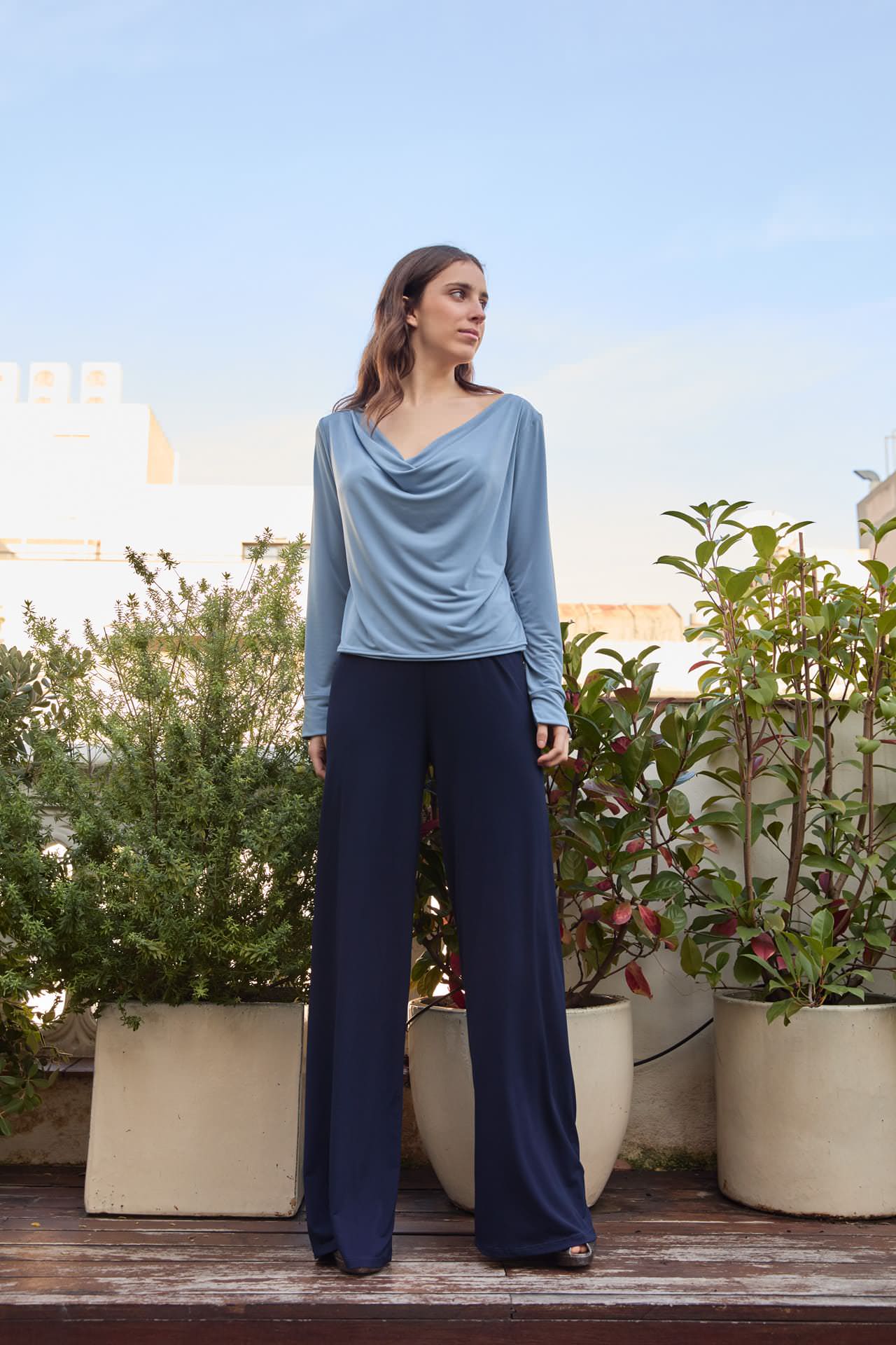 DRAPED TOP